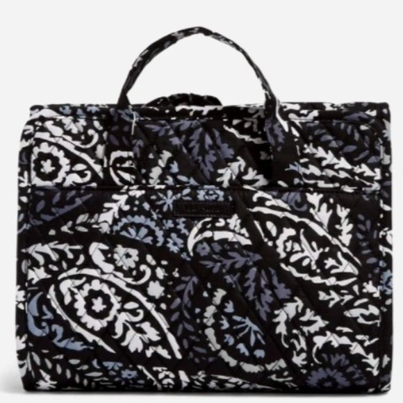 Vera Bradley Handbags - Hanging Organizer